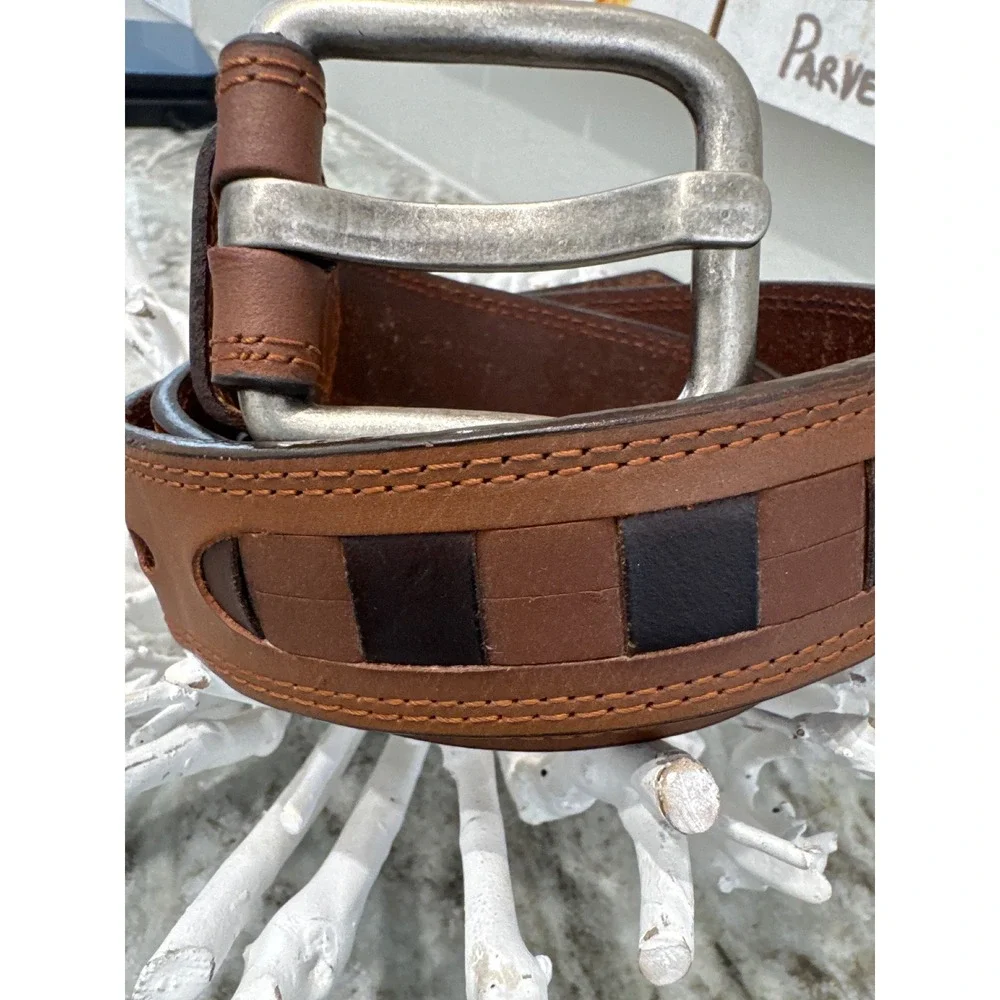 Men's brown‎ leather belt featuring a prominent woven-inlay pattern size 44